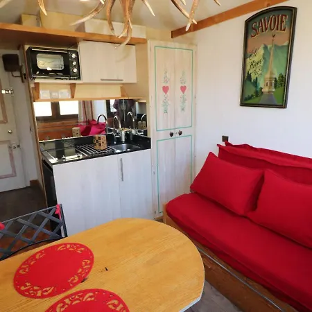 Daire Studette Confortable Proche Pistes Et Commerces - Fr-1-502-453 *